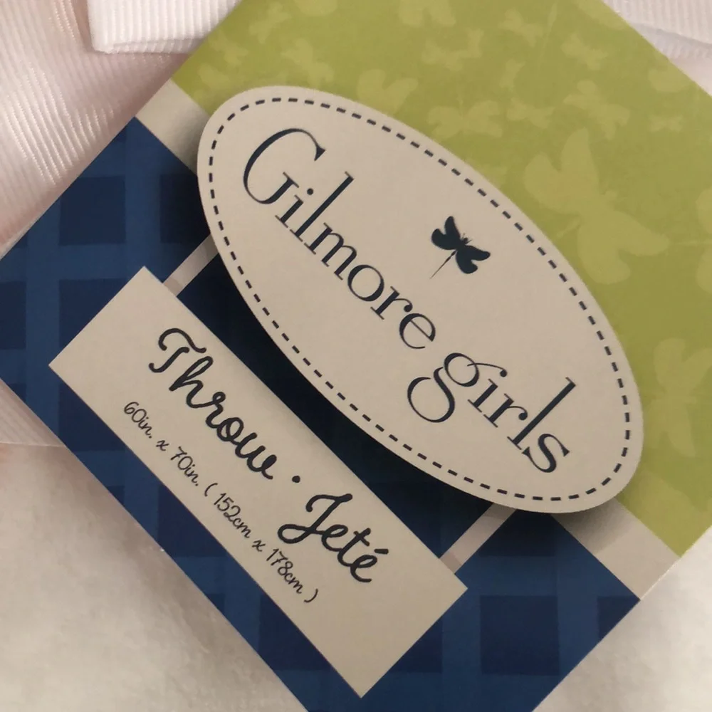 Cozy Gilmore Girls Throw Blanket